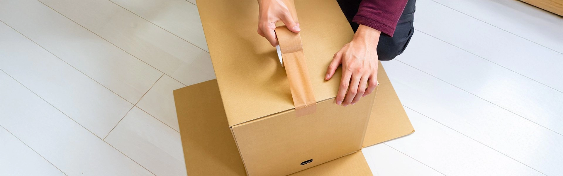 Globe Tape Kraft Paper Packaging Tape Product Image